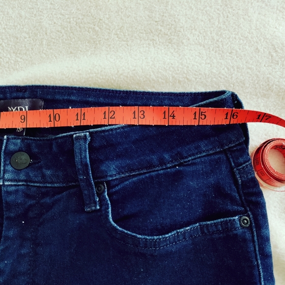 NYDJ dark wash size 12p "Sheri" slim cut. - Picture 8 of 9